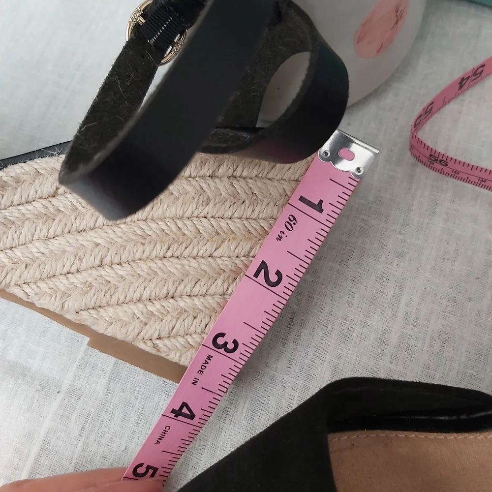 Old Navy black wedge espadrilles 3.5" heels - Picture 10 of 11